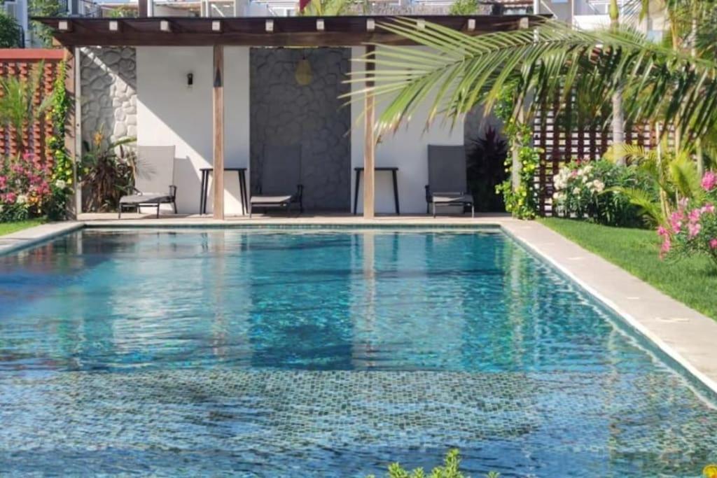 דירות מנסניו Departamento Con Alberca מראה חיצוני תמונה